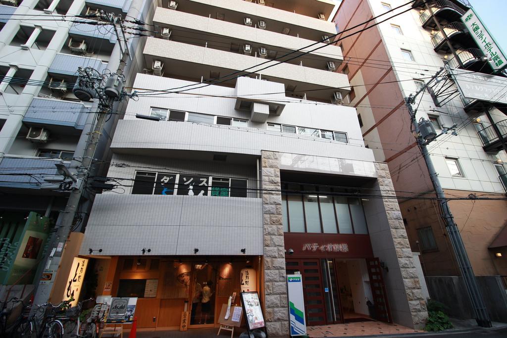 Patio Kyobashi Apartment Osaka Bagian luar foto