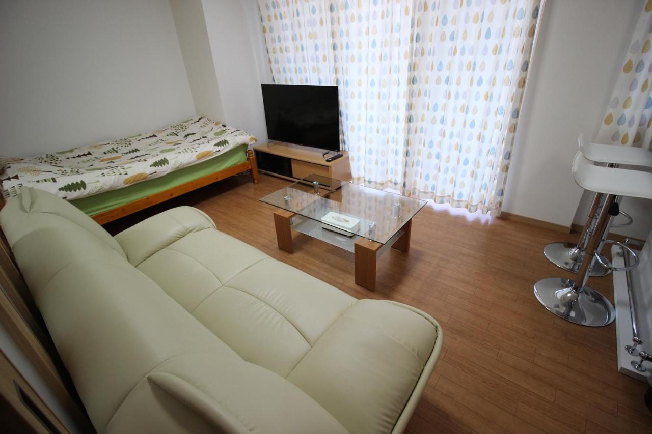 Patio Kyobashi Apartment Osaka Bagian luar foto