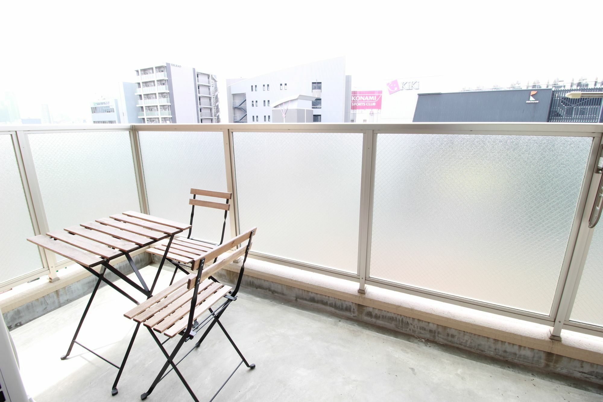 Patio Kyobashi Apartment Osaka Bagian luar foto